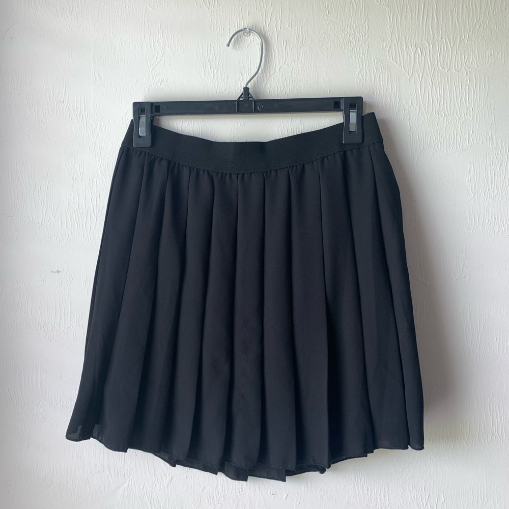 Cute Black Pleated Skirt